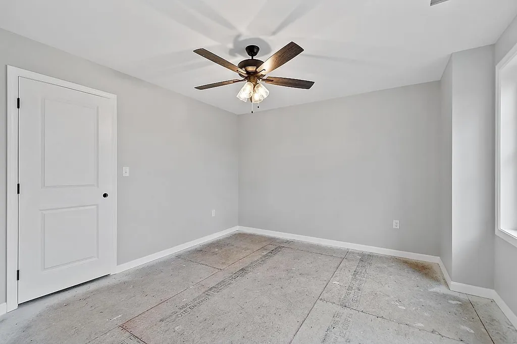 292 Copp Drive Fremont NH 03044