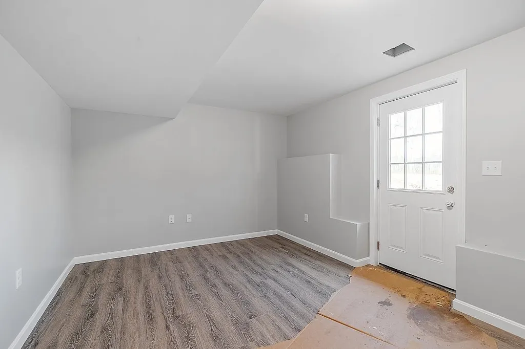 292 Copp Drive Fremont NH 03044
