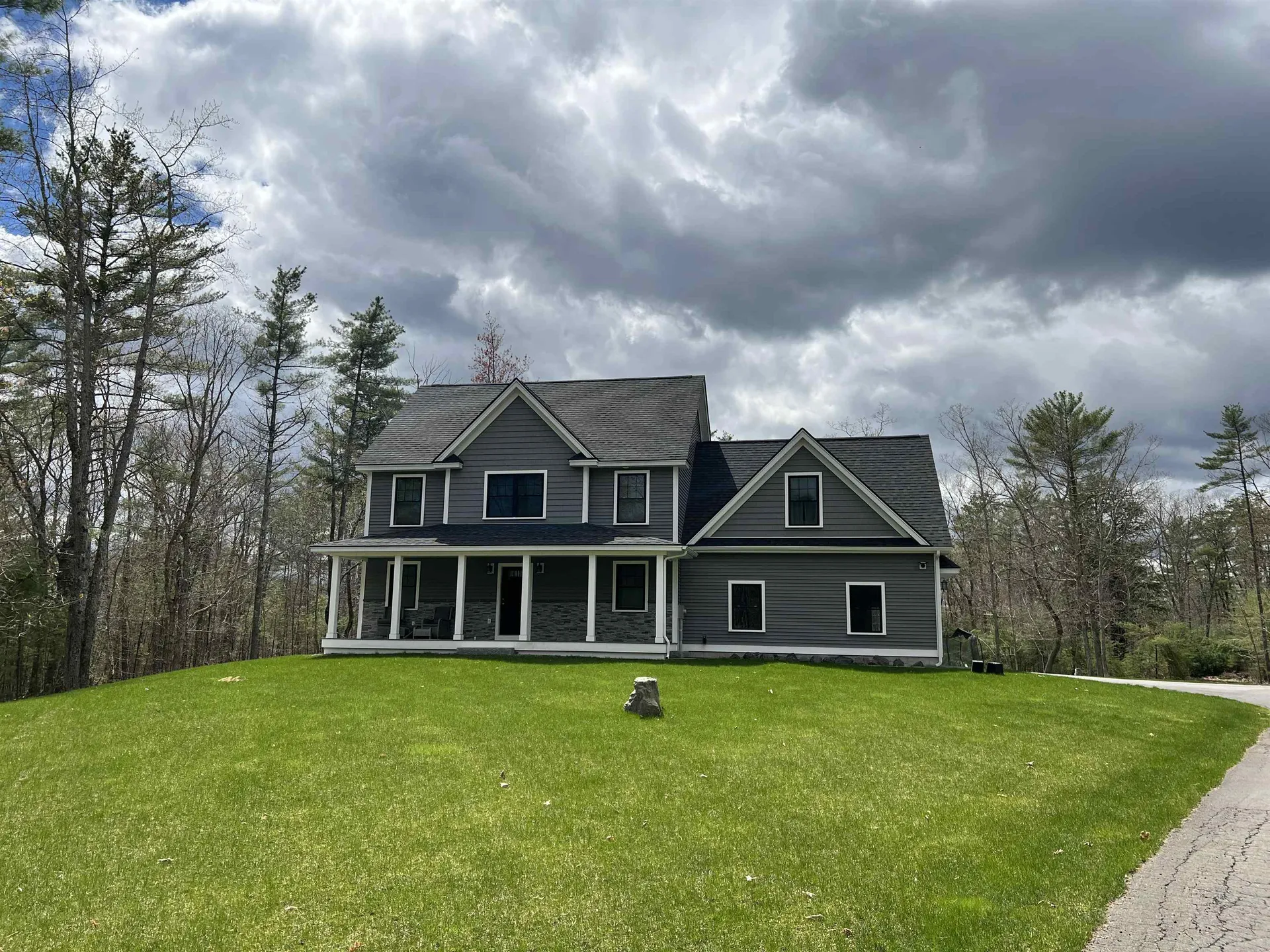 88 Tolend Road Barrington NH 03825