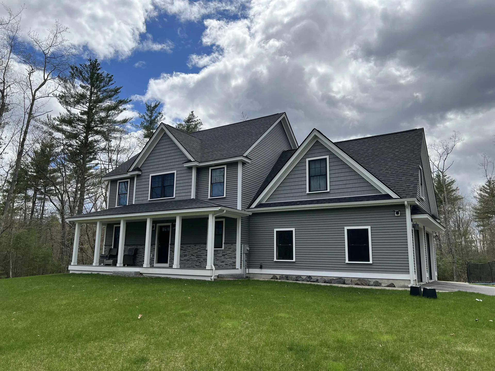 88 Tolend Road Barrington NH 03825