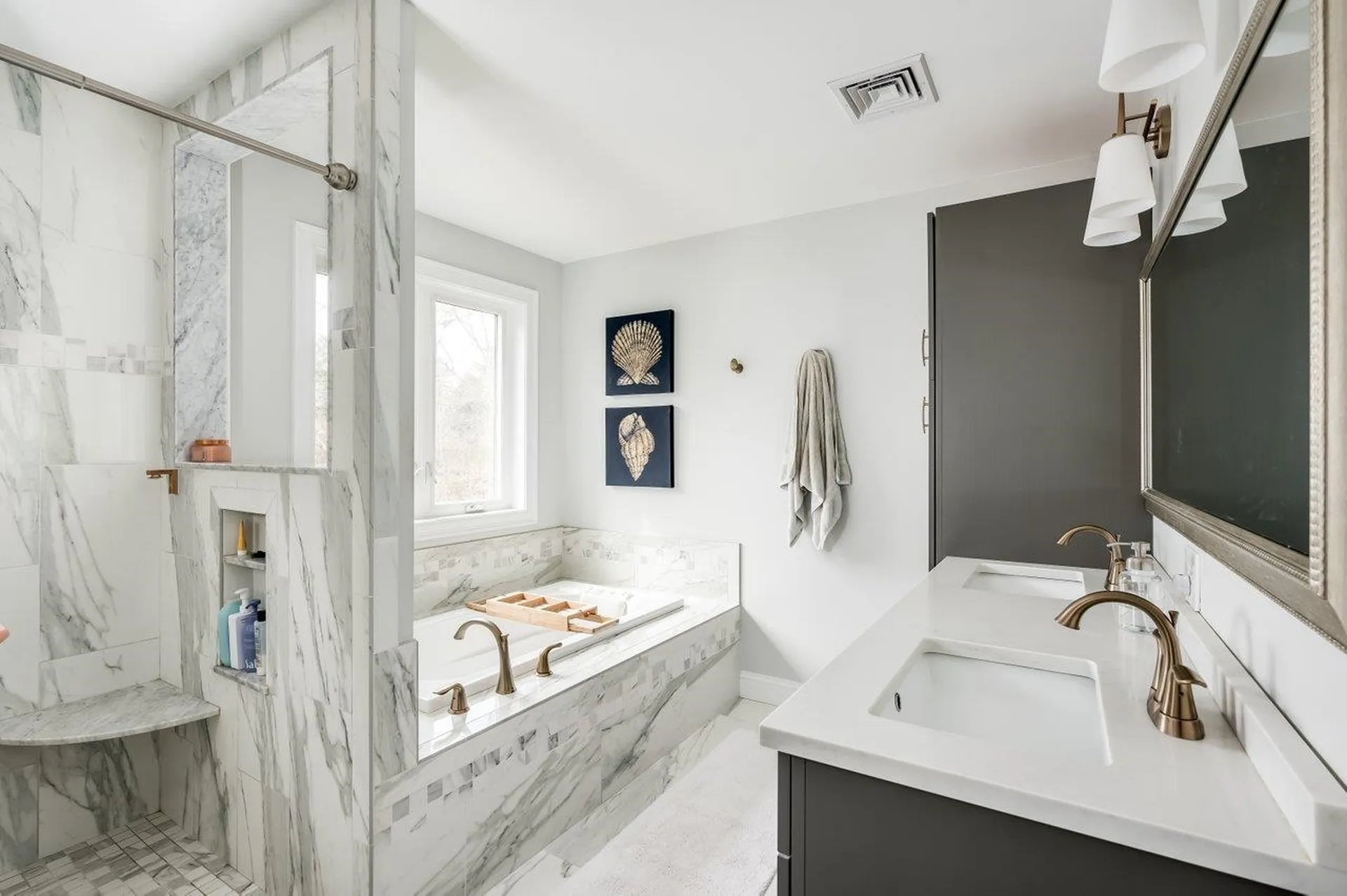 88 Tolend Road Barrington NH 03825