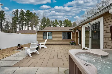 39 Dow Lane Rye NH 03870