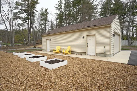 39 Dow Lane Rye NH 03870