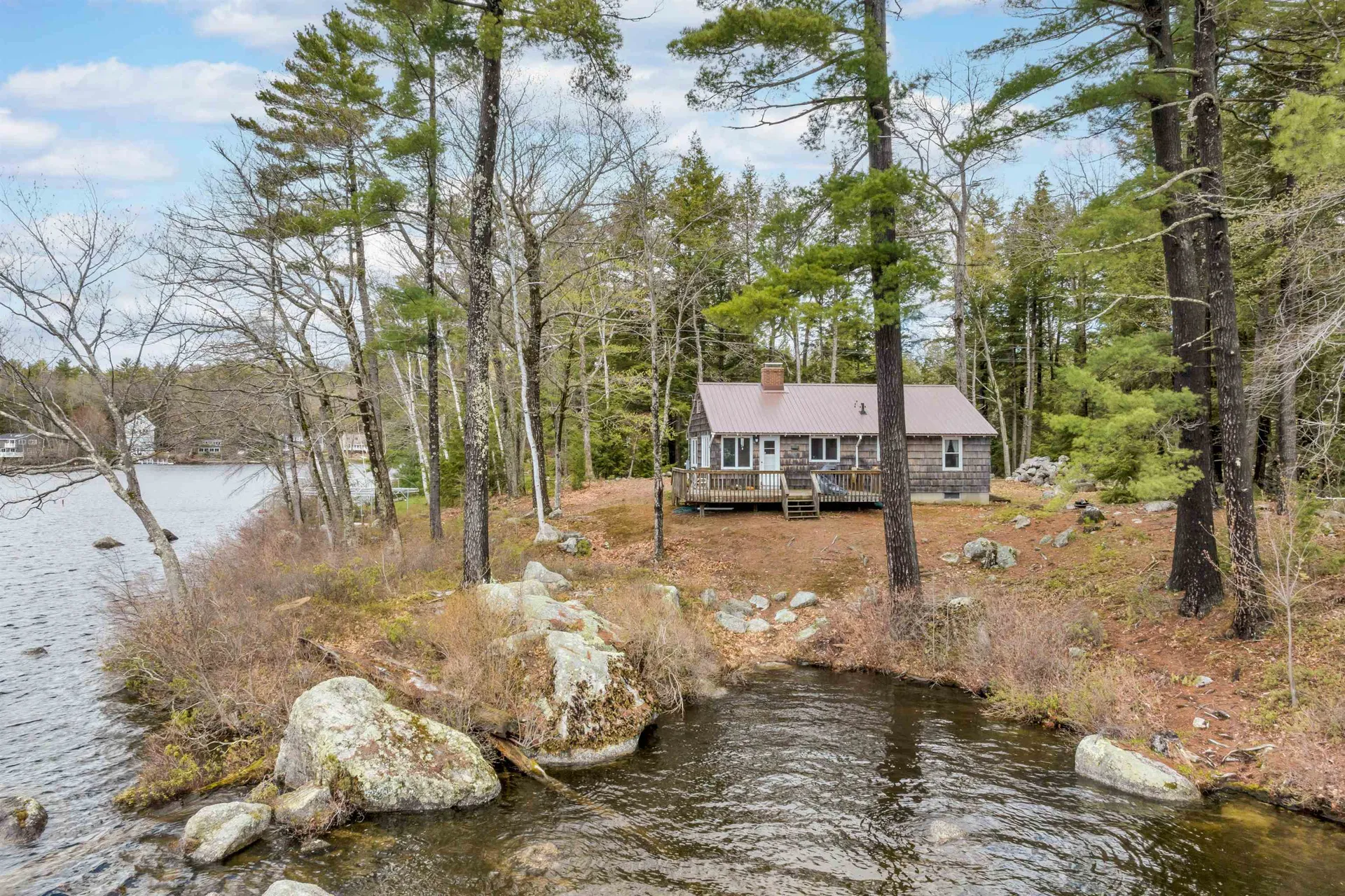 474 Leighton N Avenue Laconia NH 03246