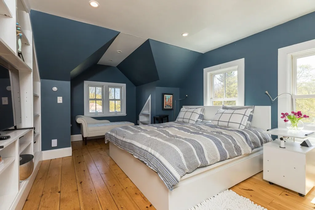 10 New Castle Avenue Portsmouth NH 03801