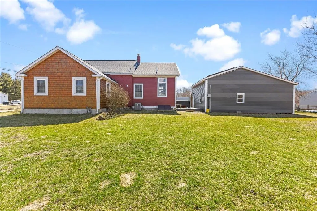 12 Julie Drive Colchester VT 05446