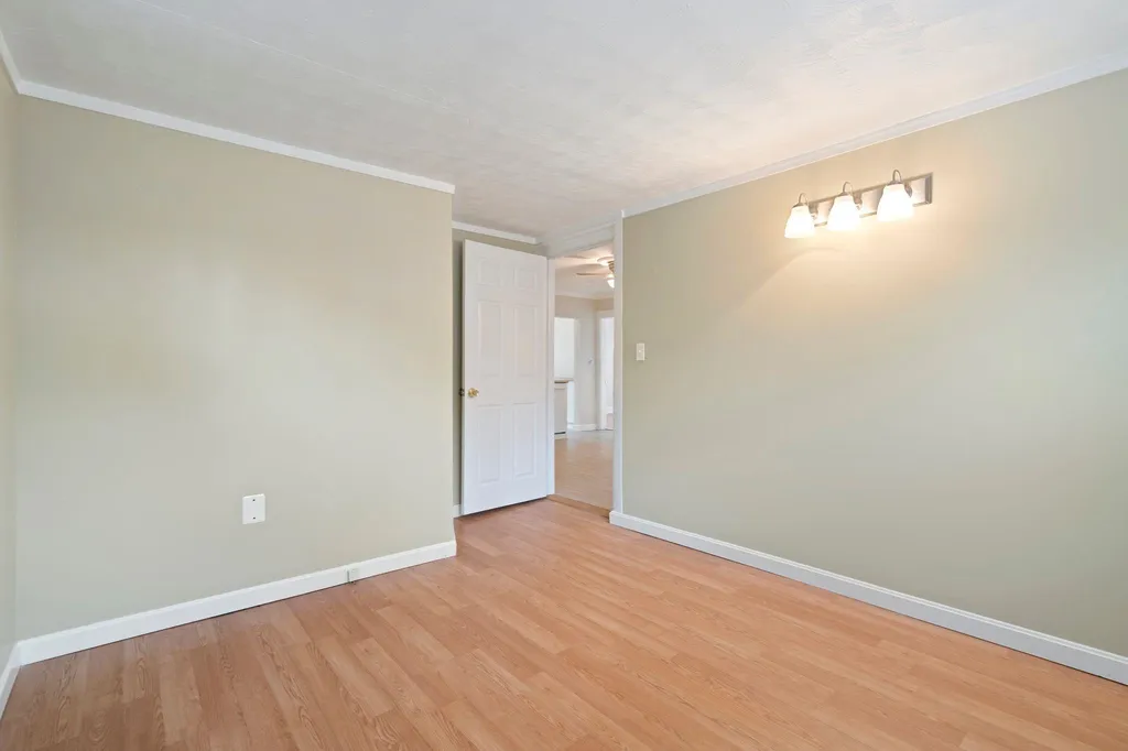132 Alsace Street Manchester NH 03102