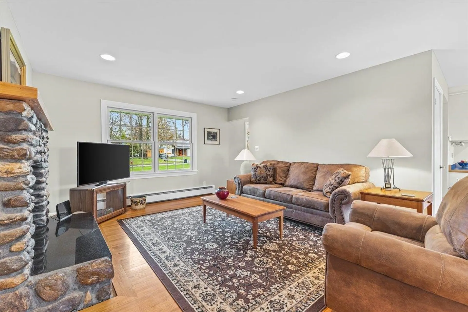 59 Stirling Place Burlington VT 05408