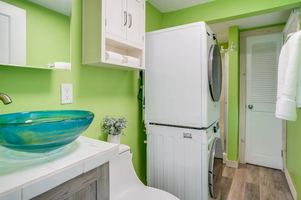 9 Hanson Way Hollis NH 03049
