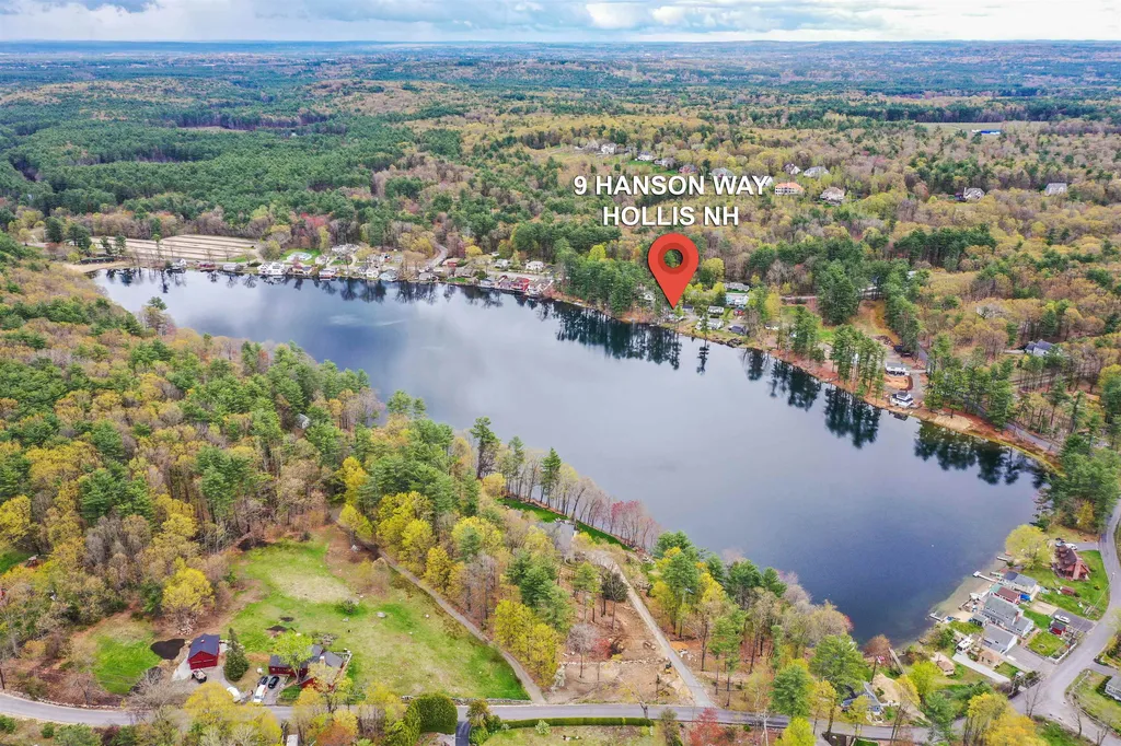 9 Hanson Way Hollis NH 03049