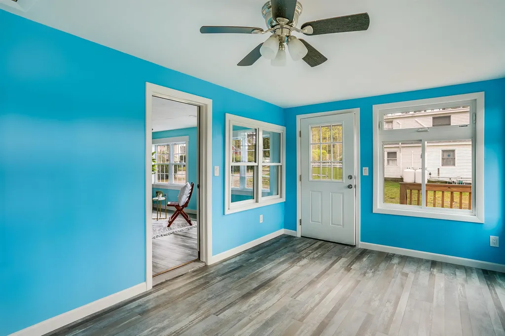 9 Hanson Way Hollis NH 03049