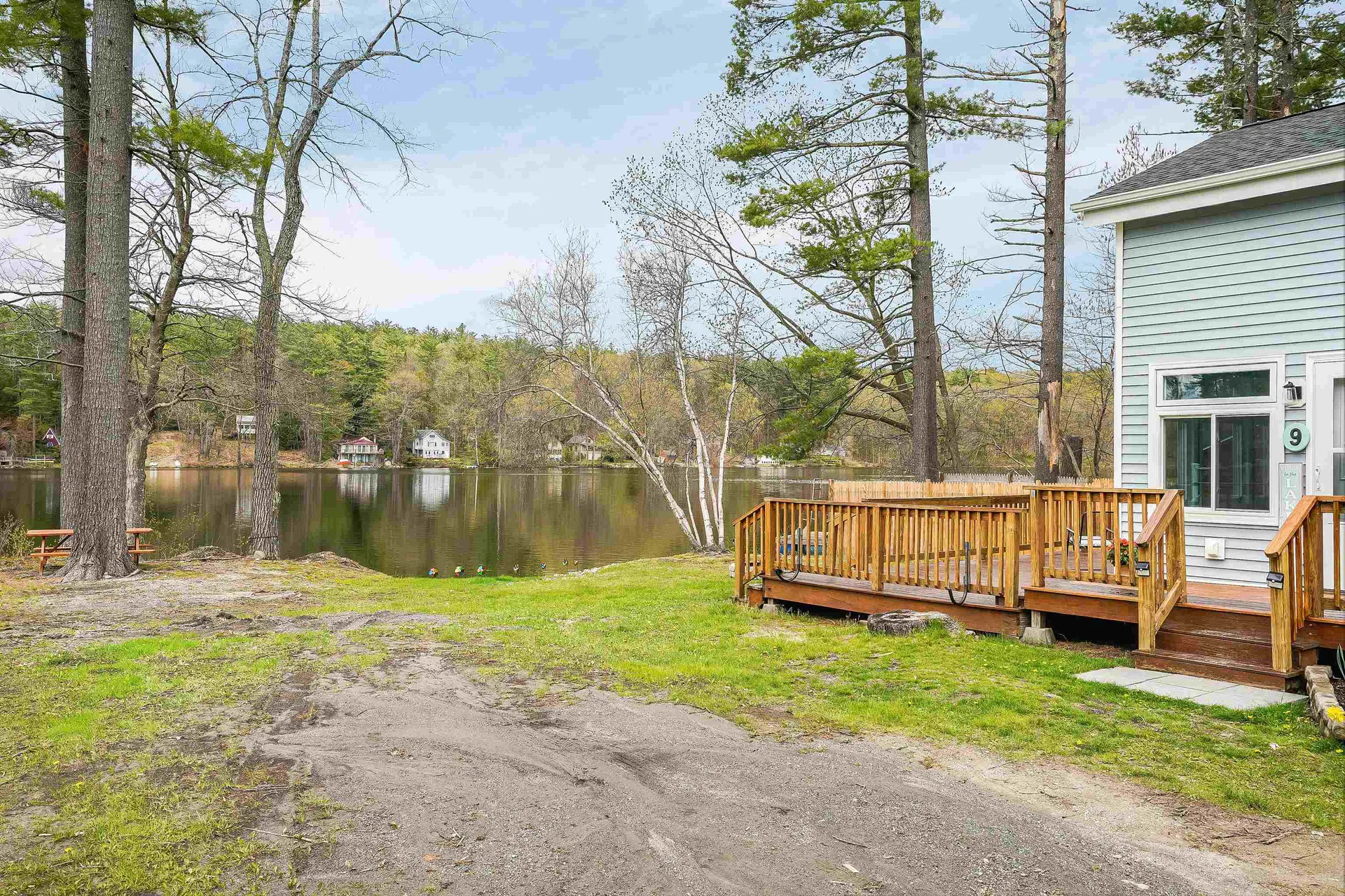 9 Hanson Way Hollis NH 03049