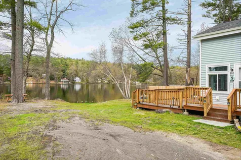 9 Hanson Way Hollis NH 03049