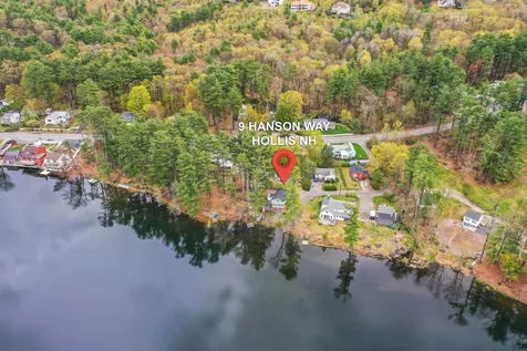 9 Hanson Way Hollis NH 03049