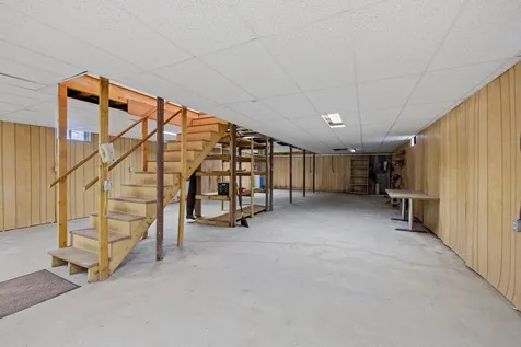 65 New Garden Road Wolfeboro NH 03894
