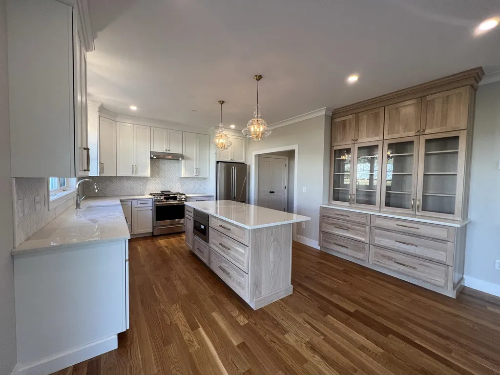 24 Sage Lane Portsmouth NH 03801