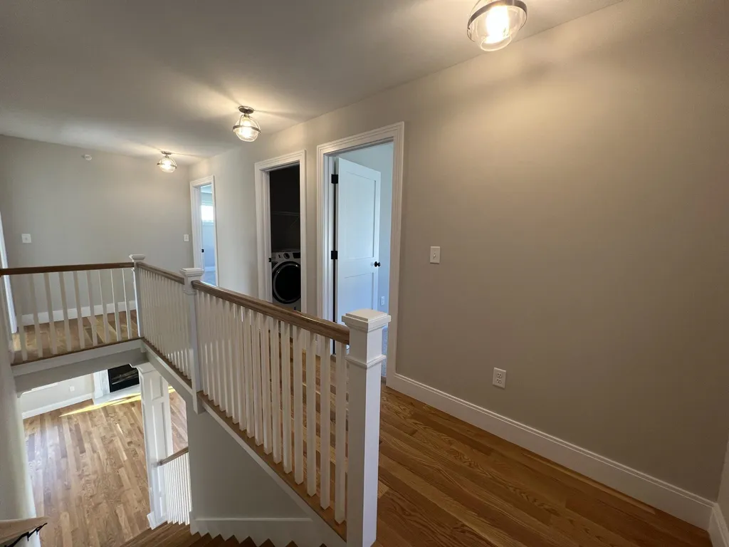 24 Sage Lane Portsmouth NH 03801