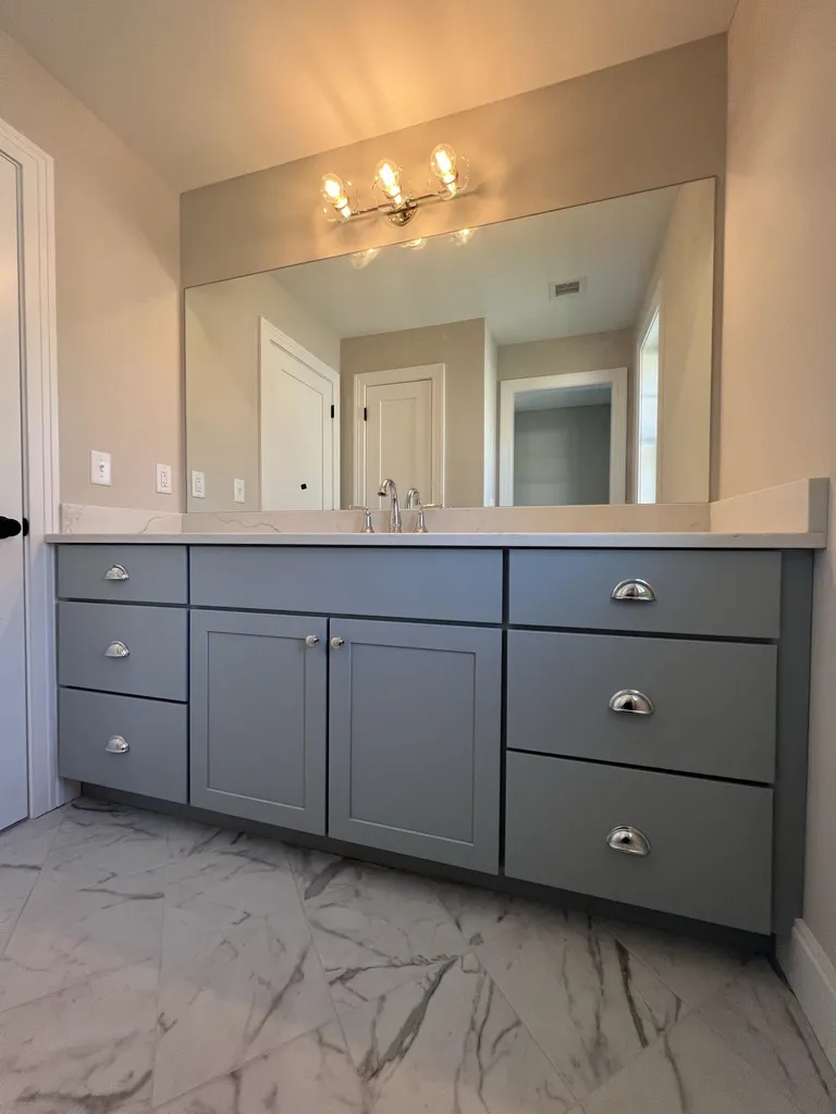 24 Sage Lane Portsmouth NH 03801
