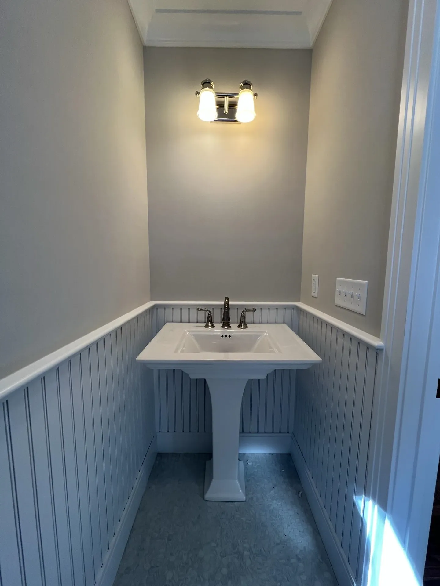 24 Sage Lane Portsmouth NH 03801