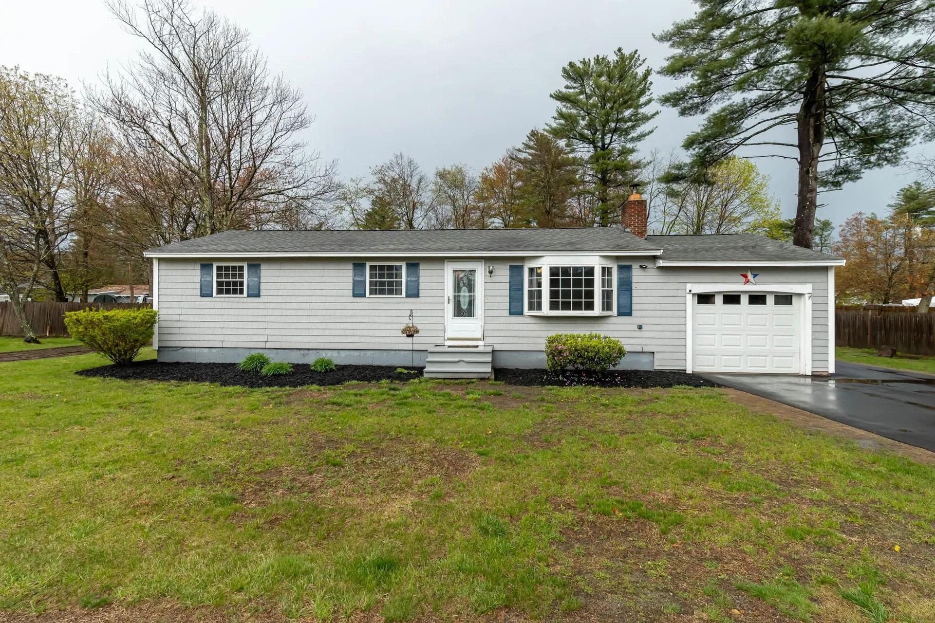 89 Baboosic Lake Road Merrimack NH 03054