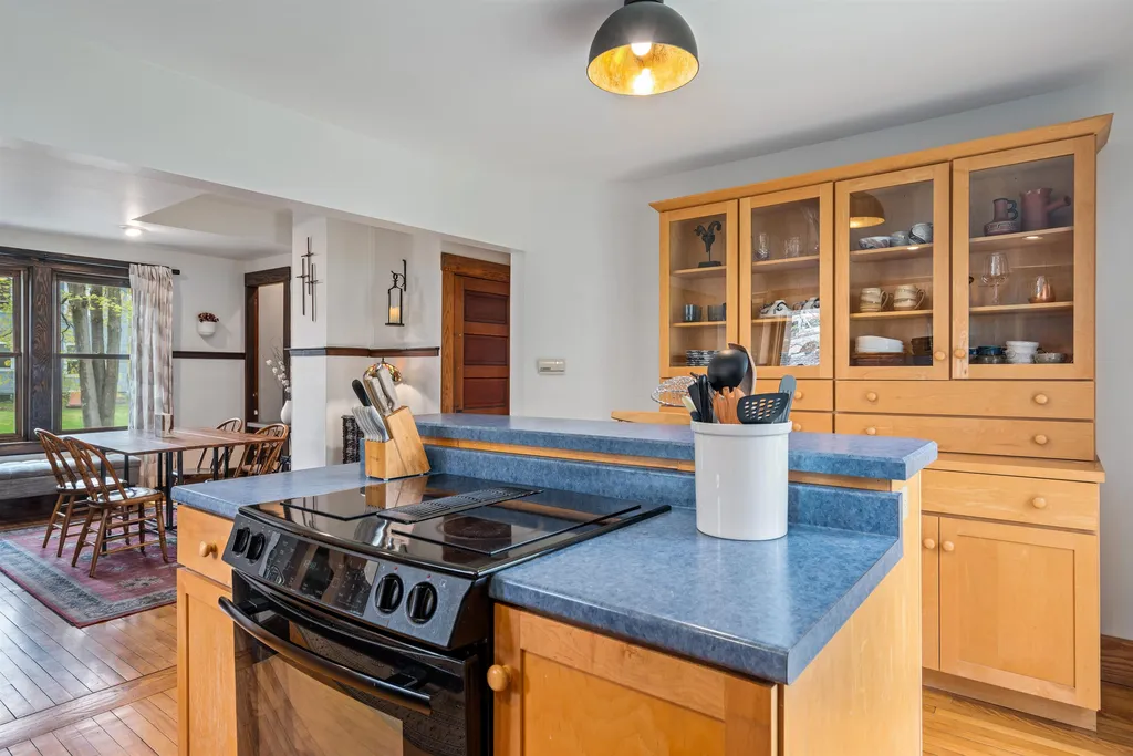 4 Farman Avenue Lebanon NH 03784