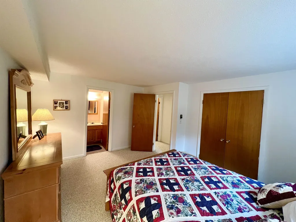 451 Williams Lane Hartford VT 05059