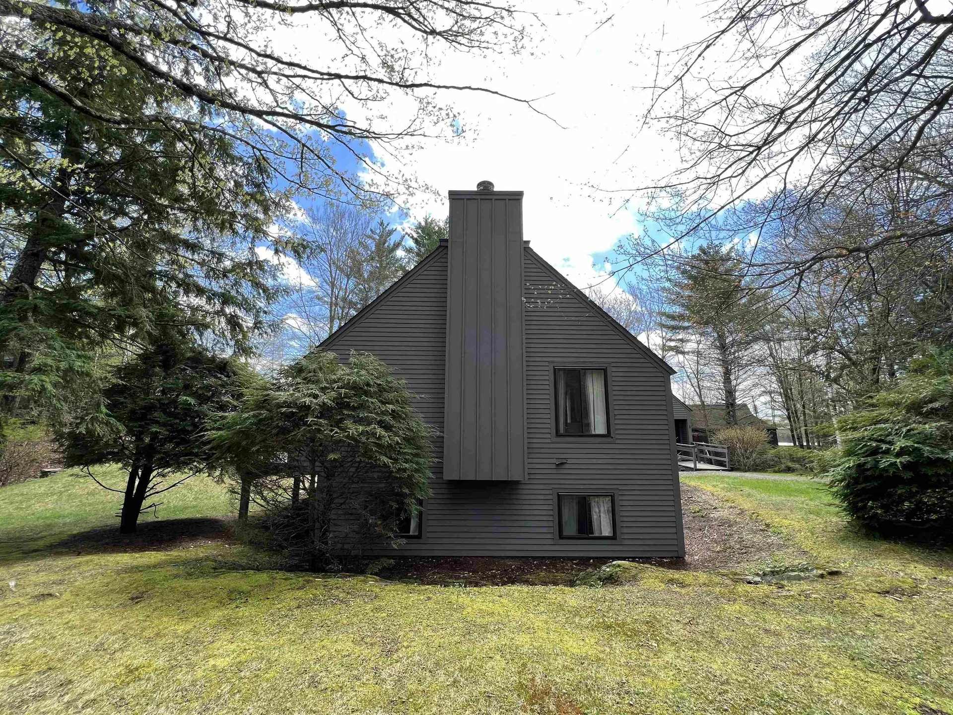 451 Williams Lane Hartford VT 05059