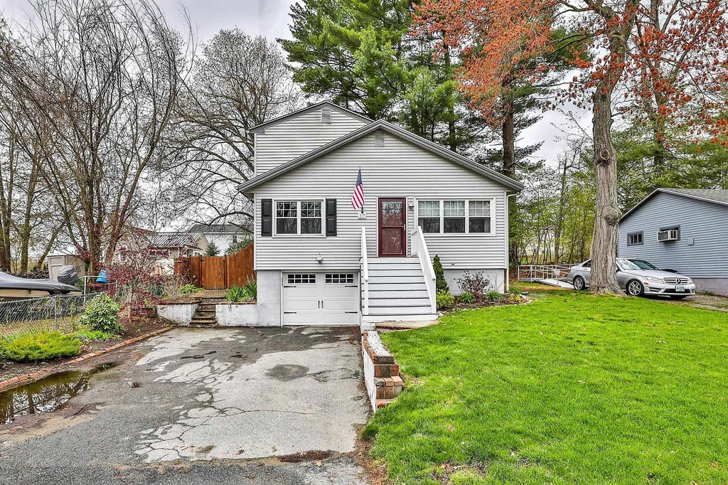 20 Betty Lane Salem NH 03079