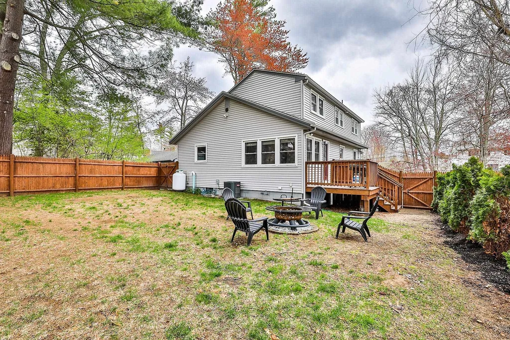 20 Betty Lane Salem NH 03079