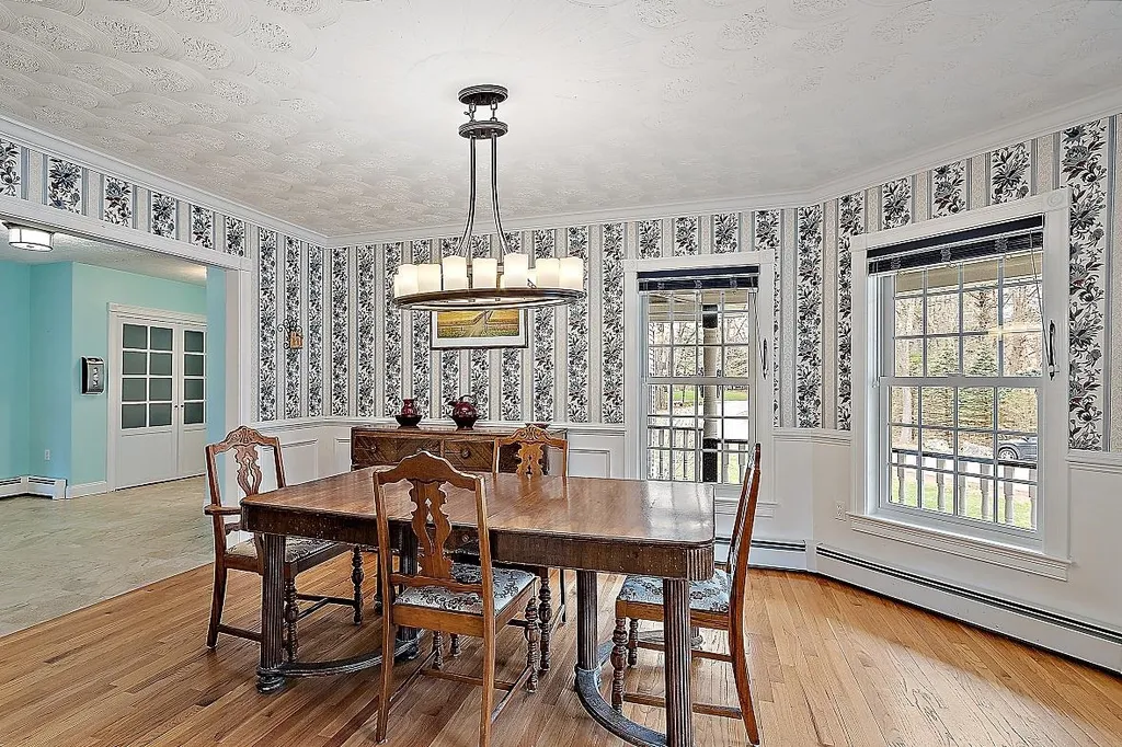 3 Theodore Avenue Salem NH 03079