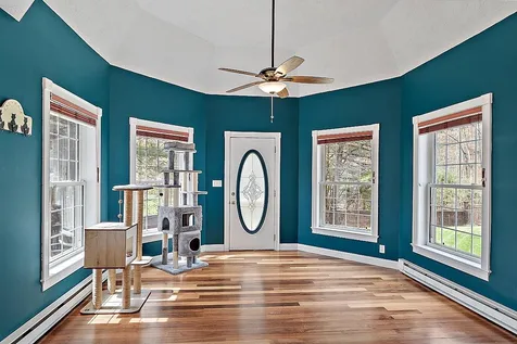 3 Theodore Avenue Salem NH 03079