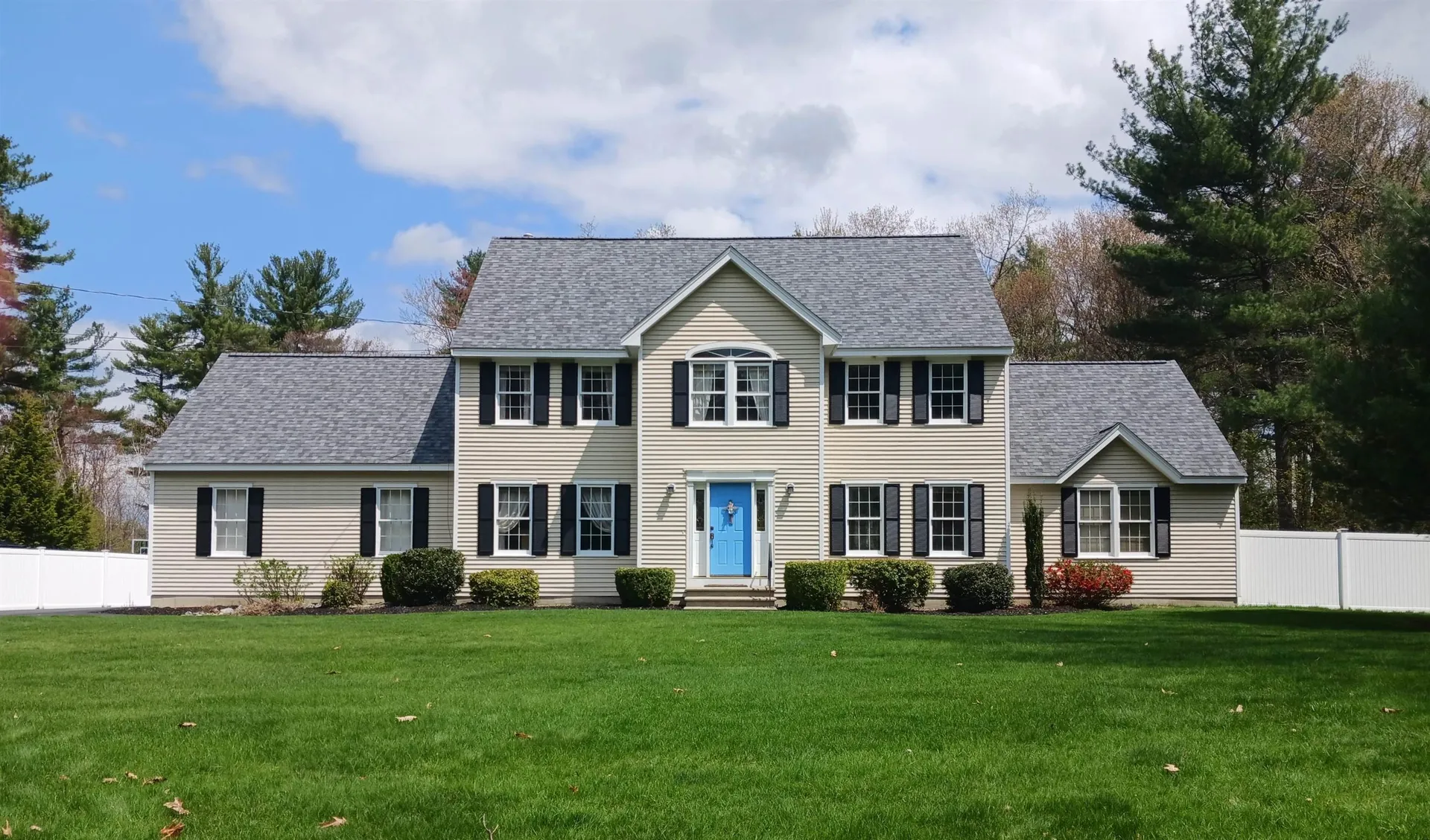 6 Winn Road Nashua NH 03062