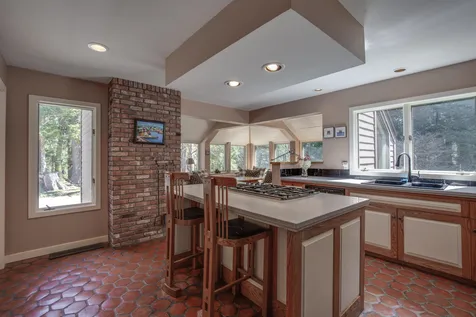 493 Cricket Hill Road Killington VT 05751