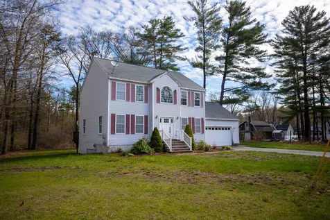 29 Dows Lane Seabrook NH 03874