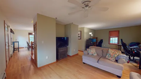 34 Washington Circle Hillsborough NH 03244
