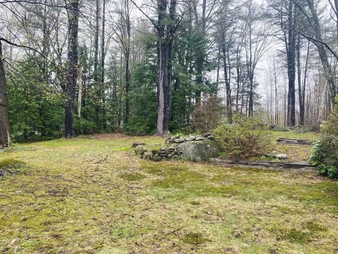 34 Washington Circle Hillsborough NH 03244