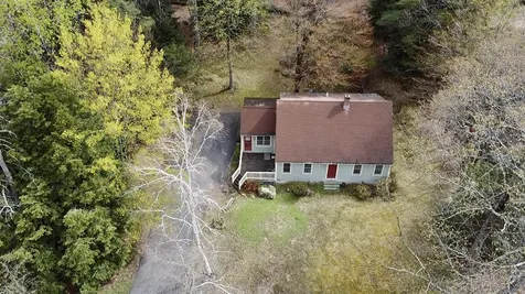 34 Washington Circle Hillsborough NH 03244