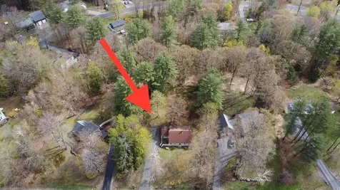 34 Washington Circle Hillsborough NH 03244