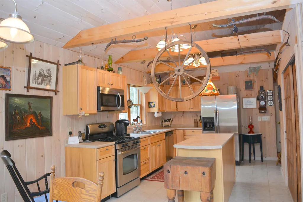 559 Route 114 Grantham NH 03753