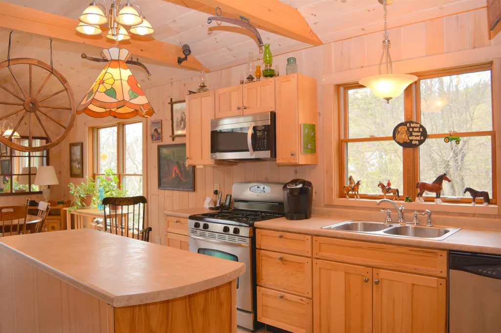 559 Route 114 Grantham NH 03753