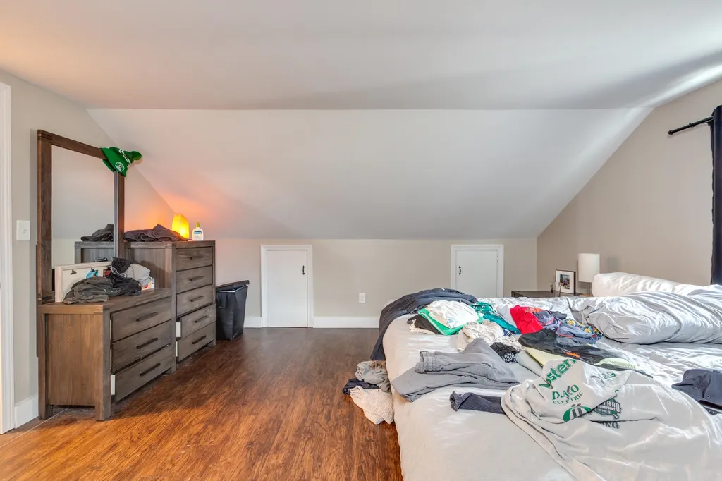 12 Burke Street Nashua NH 03060