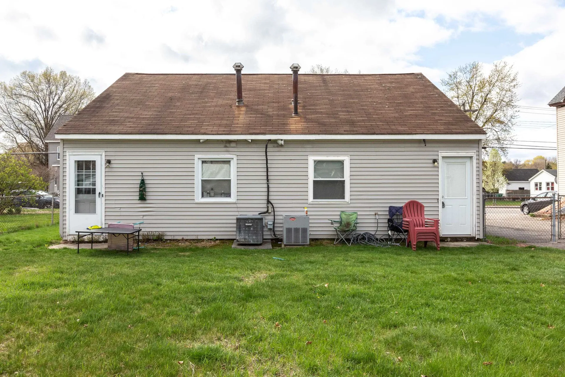 12 Burke Street Nashua NH 03060