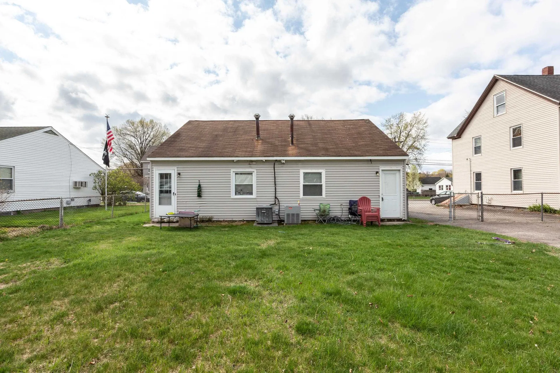 12 Burke Street Nashua NH 03060