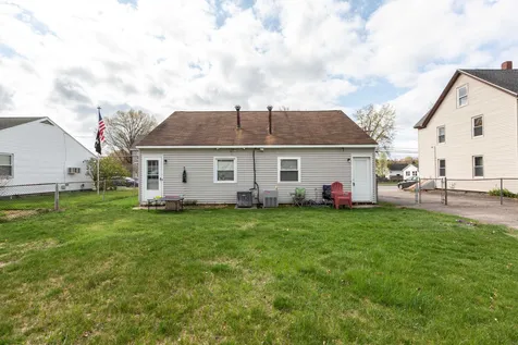 12 Burke Street Nashua NH 03060
