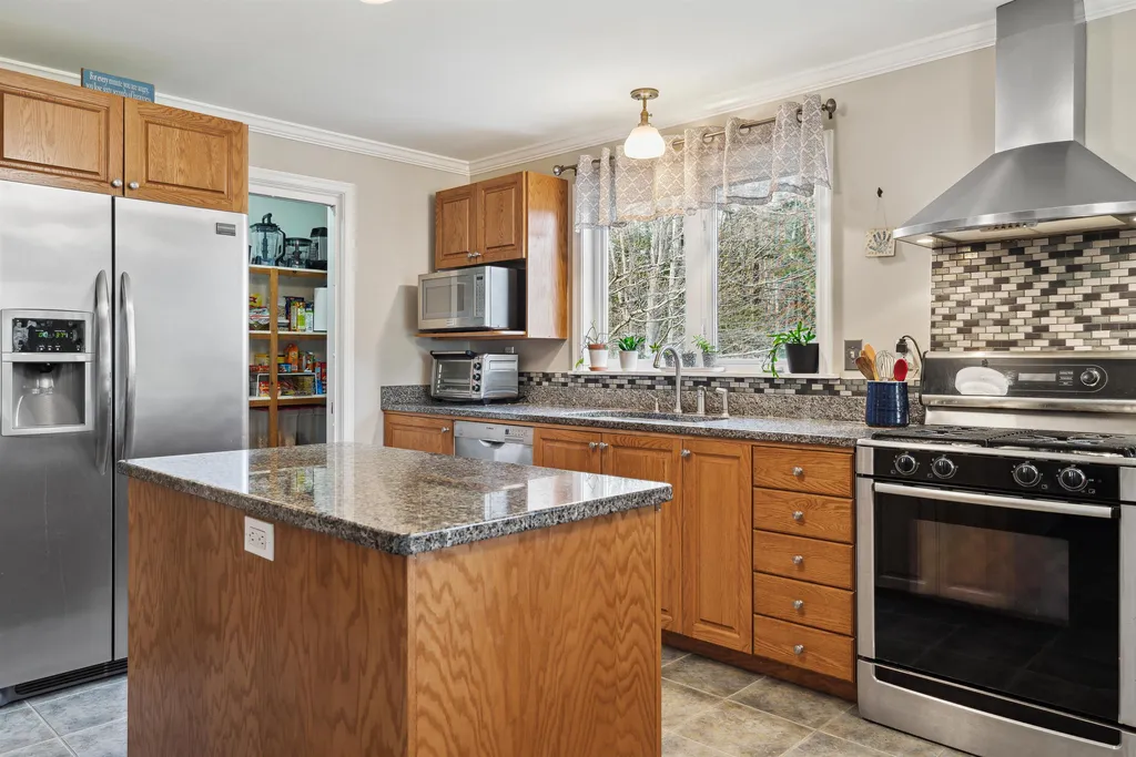 486 Mountain Road Fairlee VT 05045