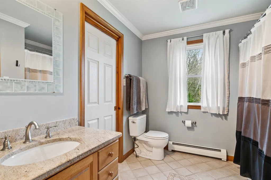 486 Mountain Road Fairlee VT 05045