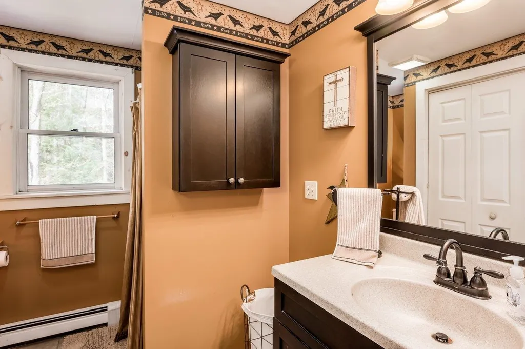 35 Meadow Lane Rochester NH 03867