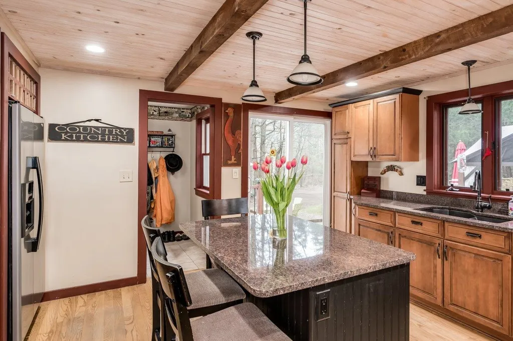35 Meadow Lane Rochester NH 03867