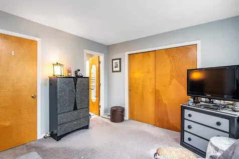 J-16 Stonehedge Drive South Burlington VT 05403