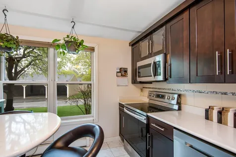 J-16 Stonehedge Drive South Burlington VT 05403